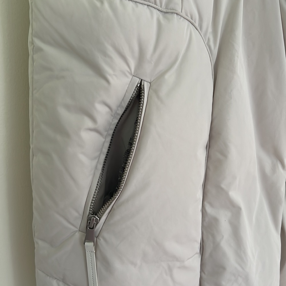 NWT SOSKEN Elexa Long Quilted Down Vest - Picture 4 of 9